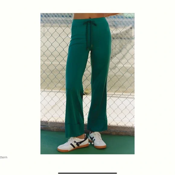 Daily Practice Sports Club Knit Pants - Picture 9 of 10